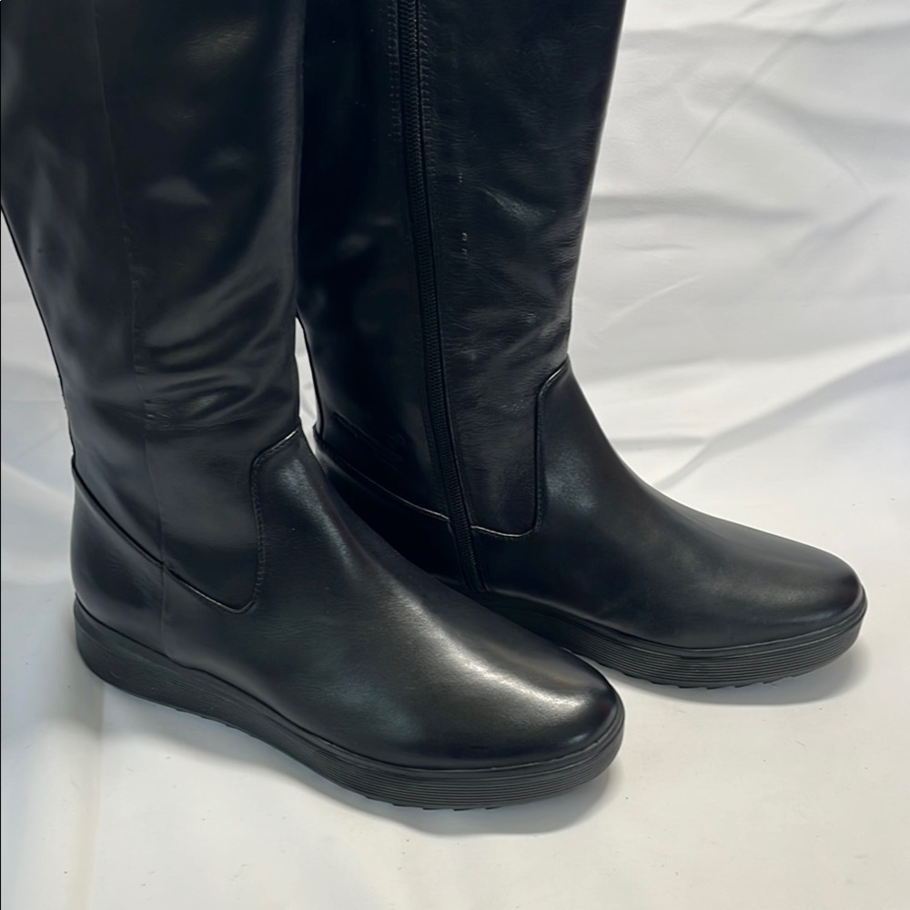 Naturalizer Black Women's Winter Boots - Picture 6 of 12